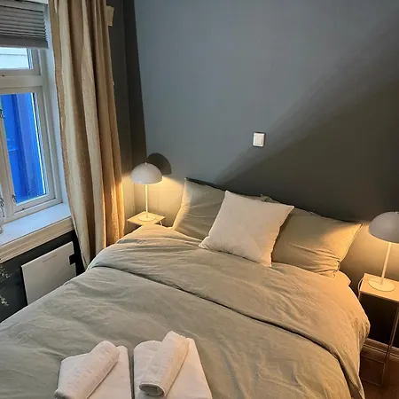 شقة Bergenshus Rett Ved Bryggen I *