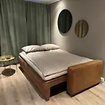 Bergenshus Rett Ved Bryggen I Bergen