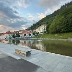 Lejlighed Bergenshus Rett Ved Bryggen I Bergen