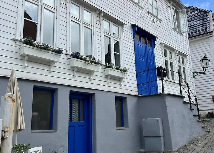 Апартаменты Bergenshus Rett Ved Bryggen I *