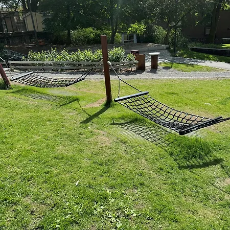 Bergenshus Rett Ved Bryggen I Daire *